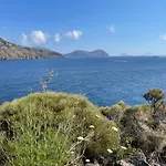 Hola Mediterranean Vulcano (Isola)